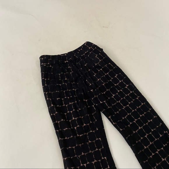 Retro elephant bell bottoms in black&tan by Alexis - Picture 6 of 8